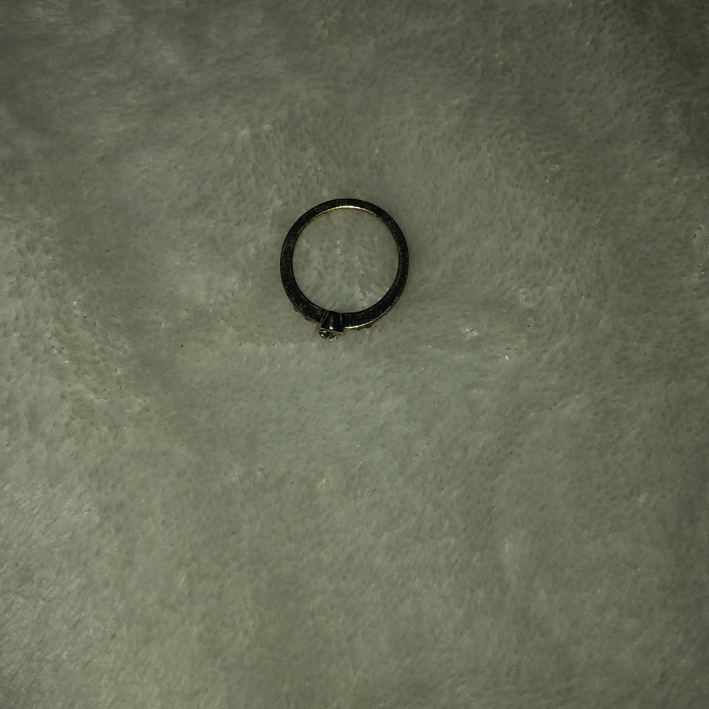 Elegant gold ring perfect for any occasion